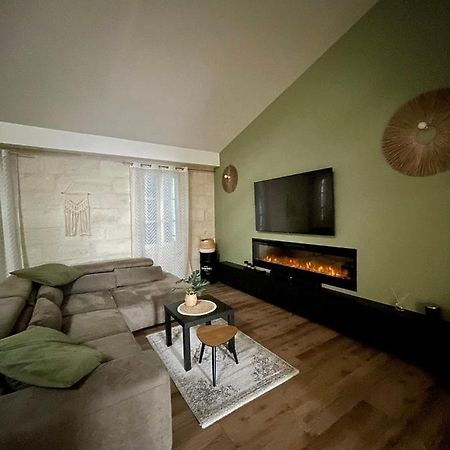 Loft Spacieux Au Coeur Des Remparts D'إج مورت المظهر الخارجي الصورة